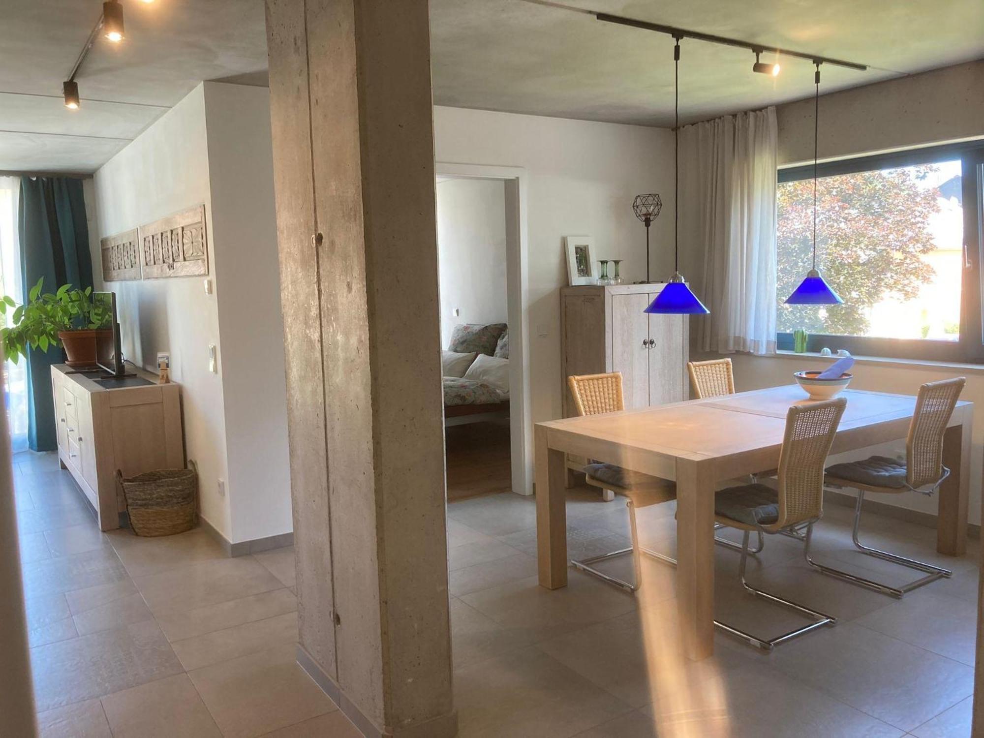Querhaus Kanzem Luaran gambar